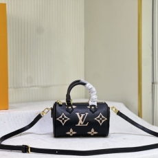 Louis Vuitton Speedy Bags